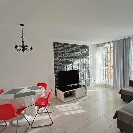 Apartament Parque Americas *